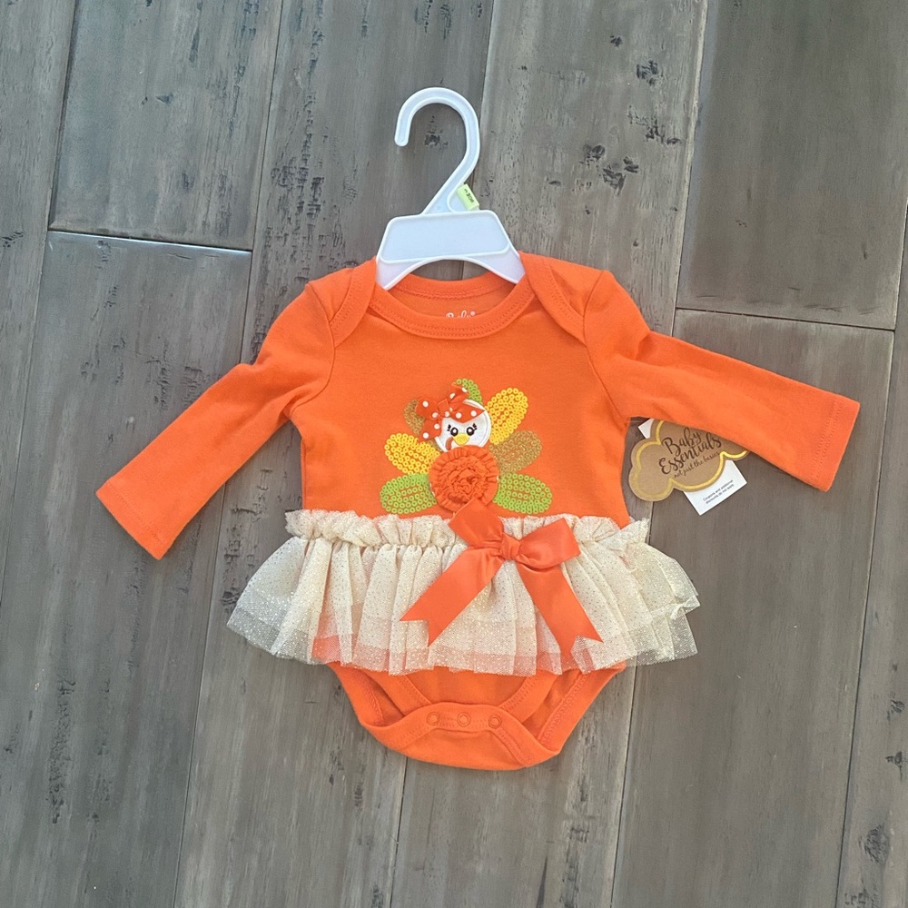 NWT Baby Essentials Turkey 🦃 Onesie Onesie